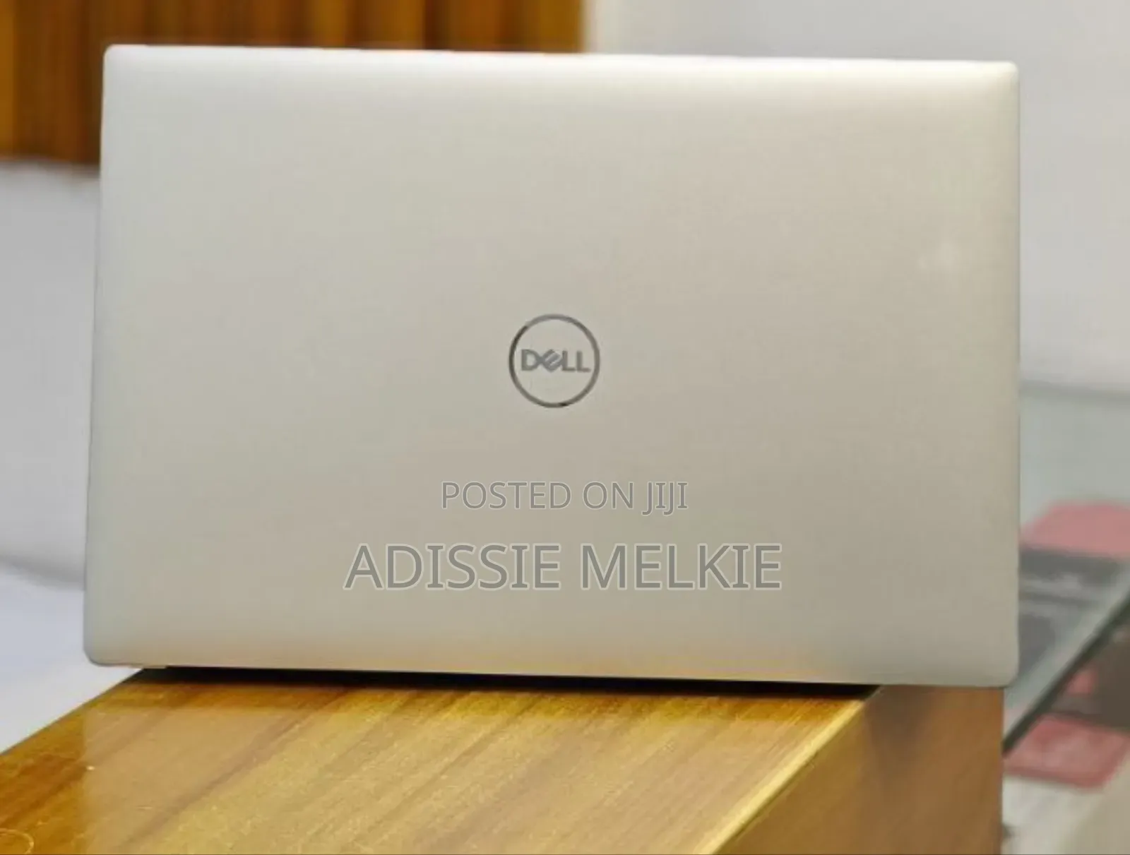 New Laptop Dell XPS 15 16GB Intel Core i9 SSD 512GB