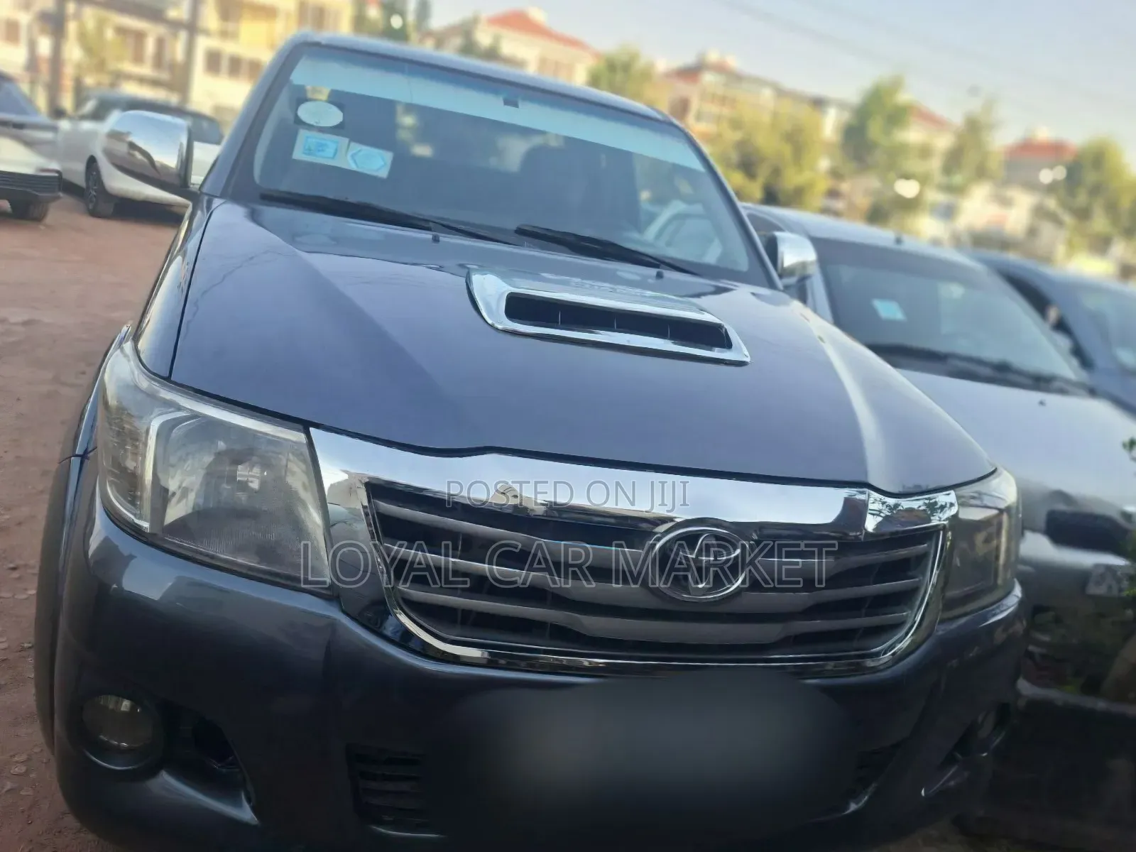 Toyota Hilux 2013 Gray