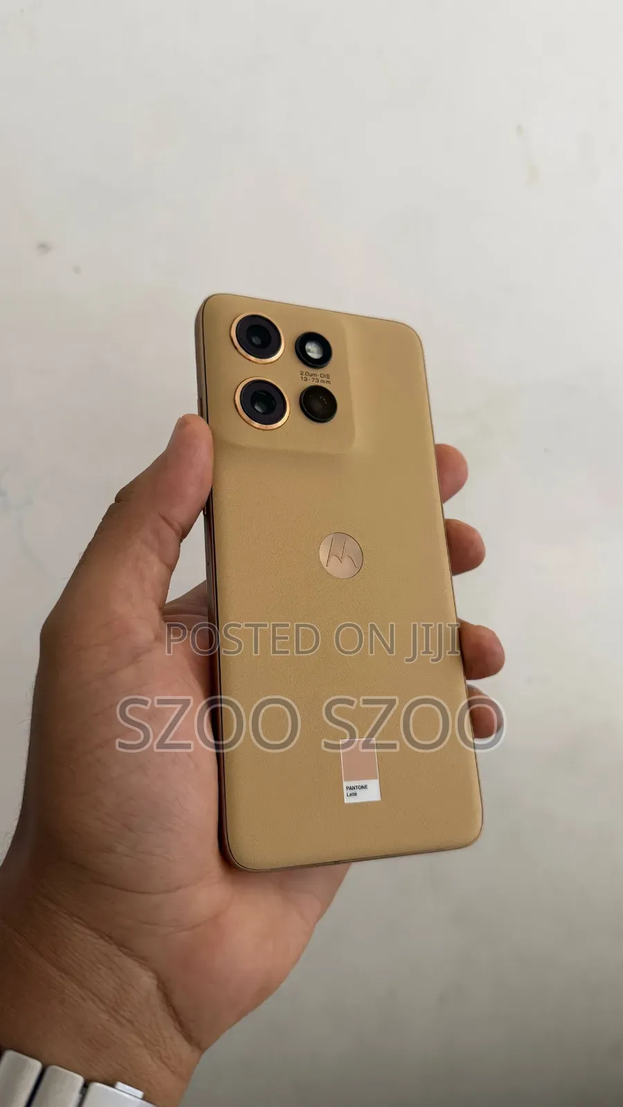 New Motorola Edge 50 Neo 256 GB Gold