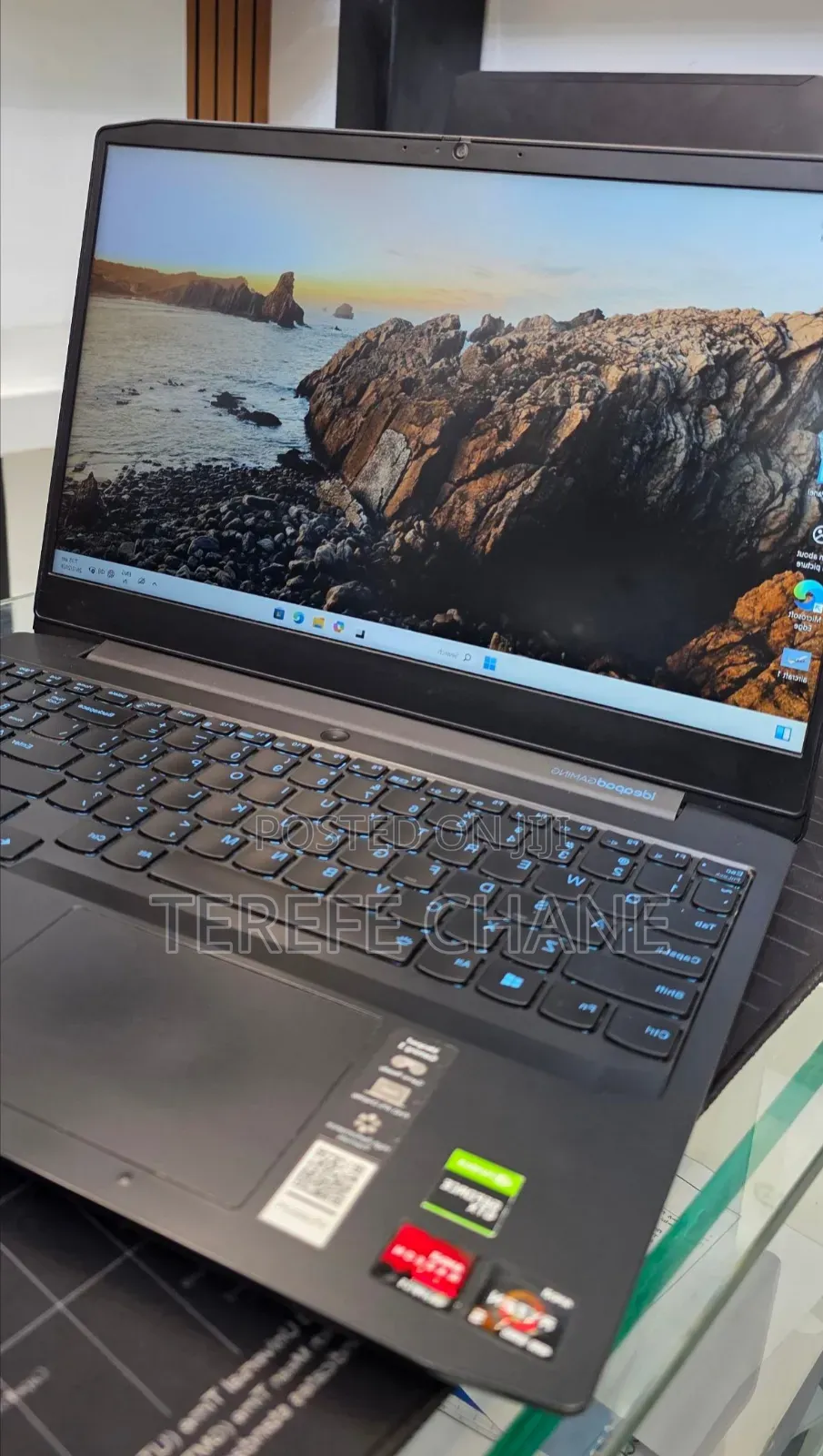 New Laptop Lenovo IdeaPad 1 16GB AMD Ryzen 5 SSHD (Hybrid) 1T