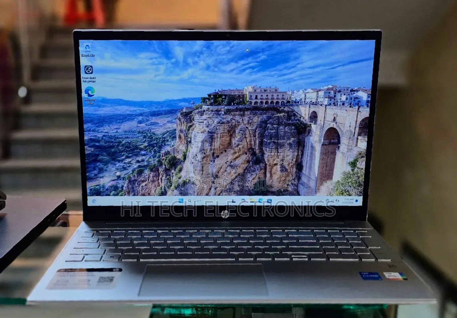 New Laptop HP Pavilion 15 8GB Intel Core i5 SSD 512GB