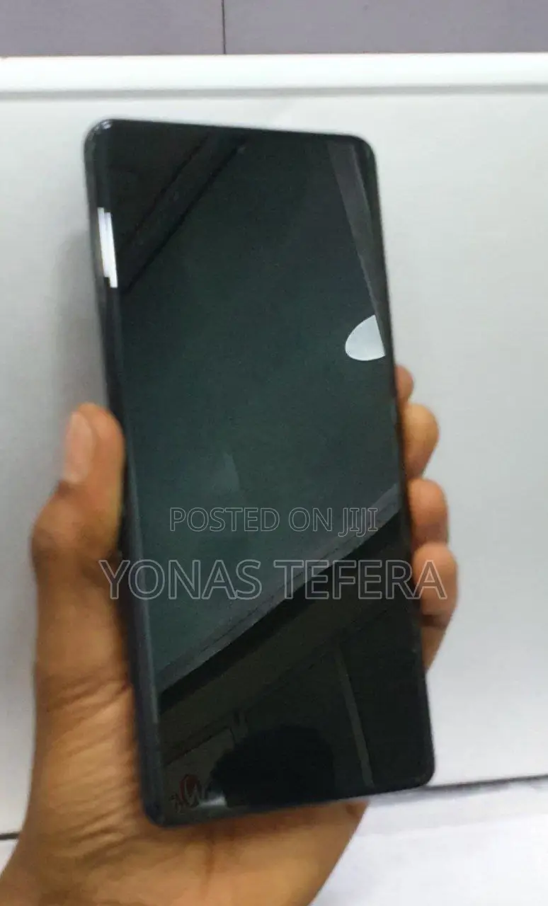 New Samsung Galaxy S21 Ultra 5G 128 GB Black