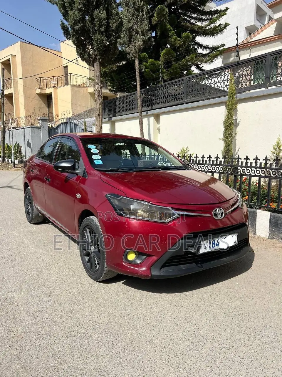 Toyota Yaris 2014 Red