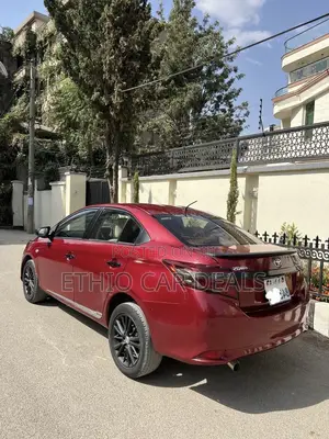 Toyota Yaris 2014 Red