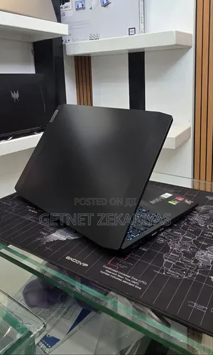 New Laptop Lenovo IdeaPad 520 12GB AMD Ryzen 5 HDD+SSD 128GB