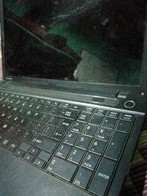 Laptop Toshiba Satellite C55 8GB Intel Core i3 SSD 512GB