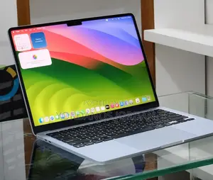 New Laptop Apple MacBook Air 2025 M4 13-inch 16GB Apple M4 SSD 256GB