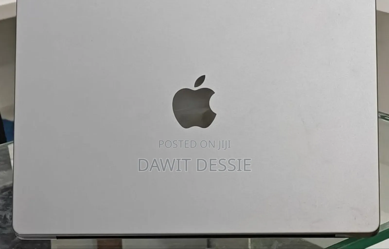 New Laptop Apple MacBook Pro 2023 M3 14-inch 8GB Apple M3 Pro SSD 512GB