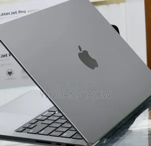 New Laptop Apple MacBook Pro 2021 M1 16GB Apple M1 Pro SSD 512GB