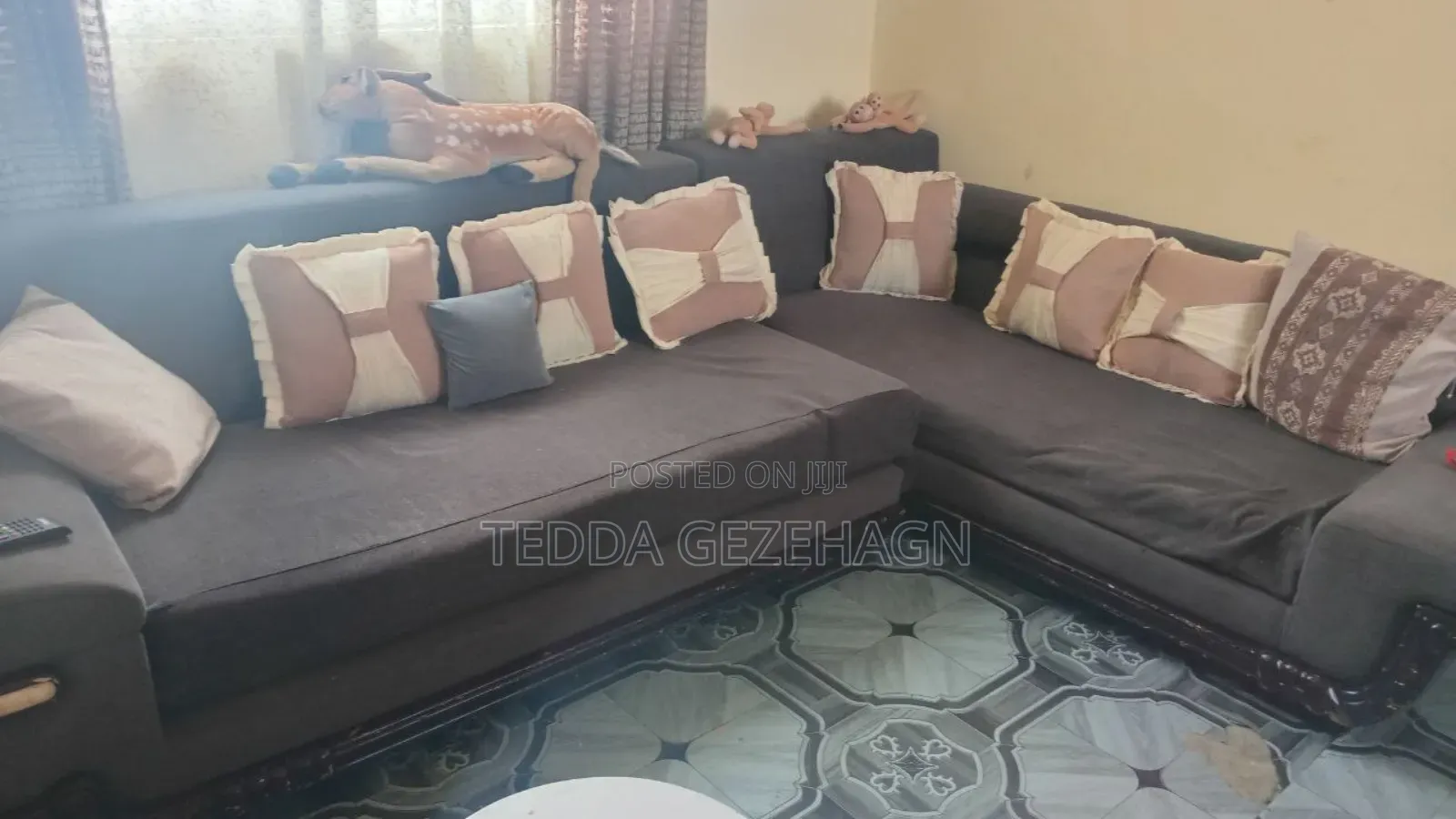 ሶፋ Sofa ( Couches)