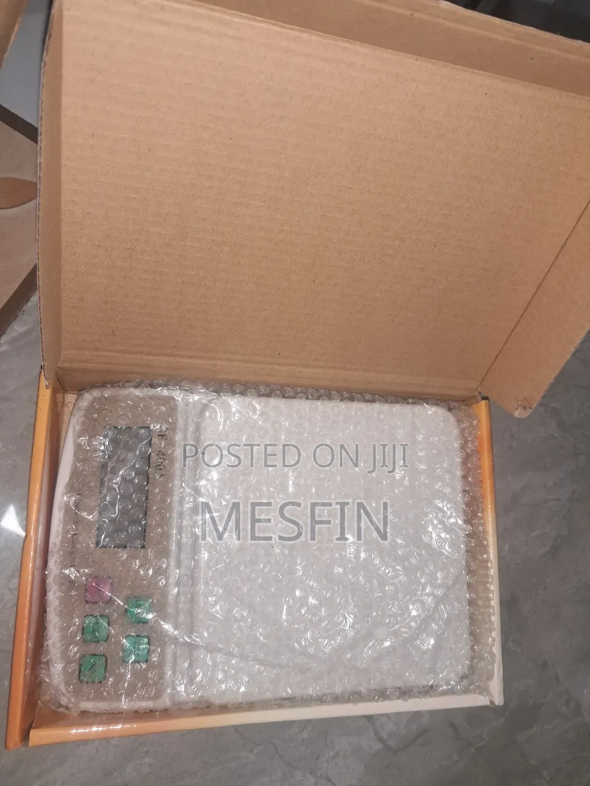 Electronic Compact Scale