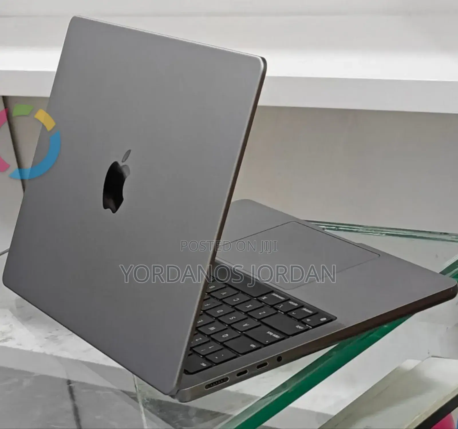 New Laptop Apple MacBook Pro 2023 M3 14-inch 8GB Apple M3 SSD 512GB
