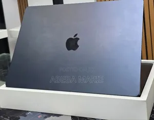 New Laptop Apple MacBook Air 2025 M4 15-inch 16GB Apple M4 SSD 256GB