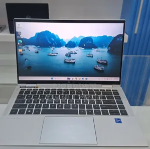 New Laptop HP 32GB Intel Core i7 SSD 512GB
