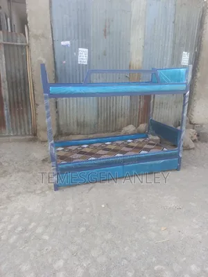 ተደራራቢ አልጋ በታፒ ሴሪ የተሰራ