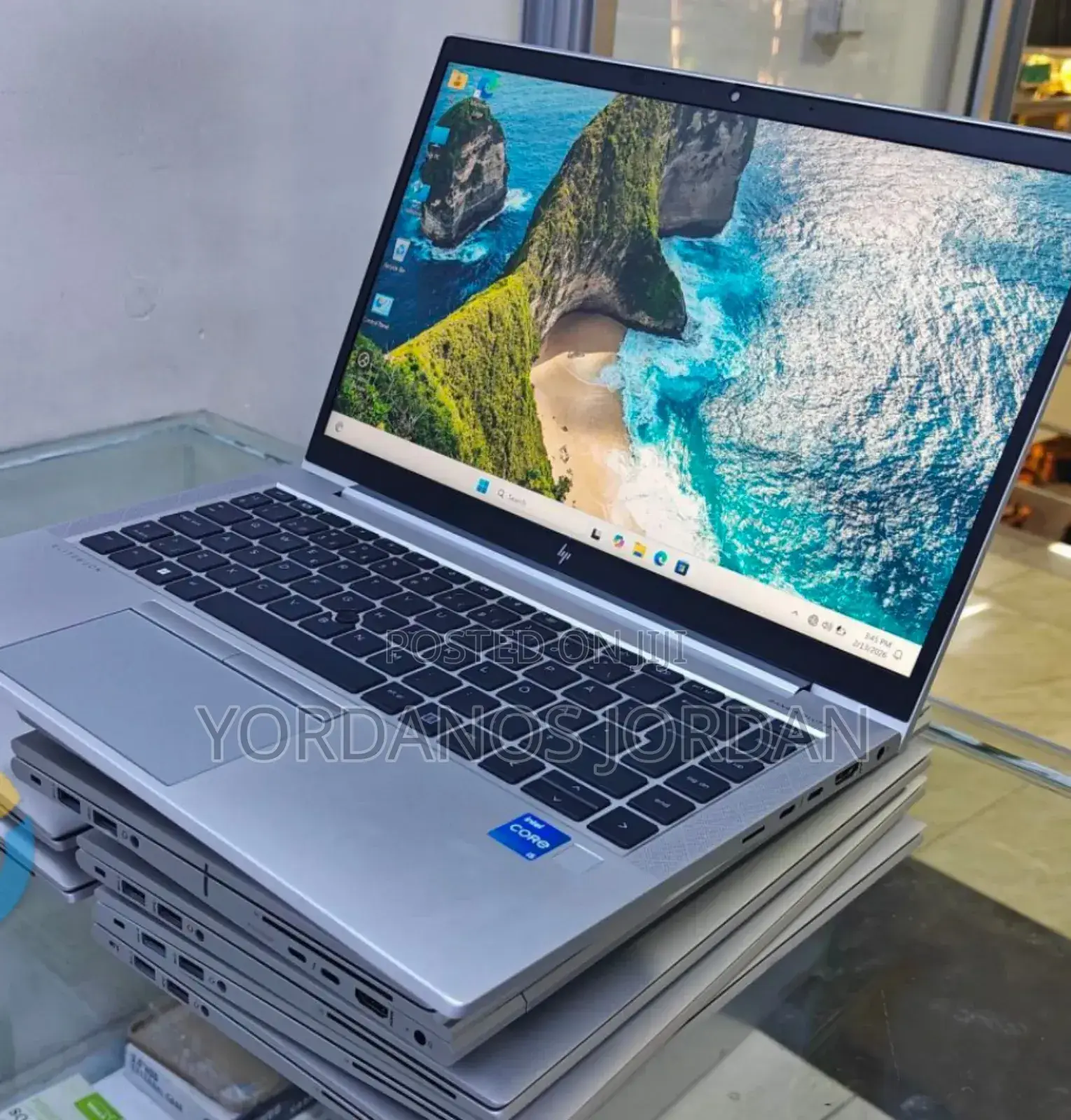 New Laptop HP EliteBook 830 G8 16GB Intel Core i5 SSD 512GB