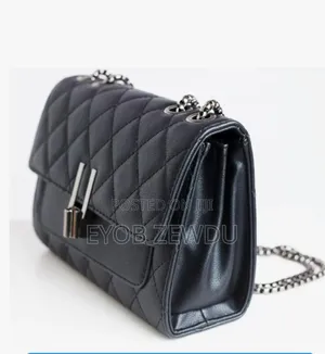 በቅናሽ የሴቶች ቦርሳዎች