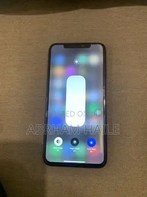 Apple iPhone XS Max 64 GB Gold