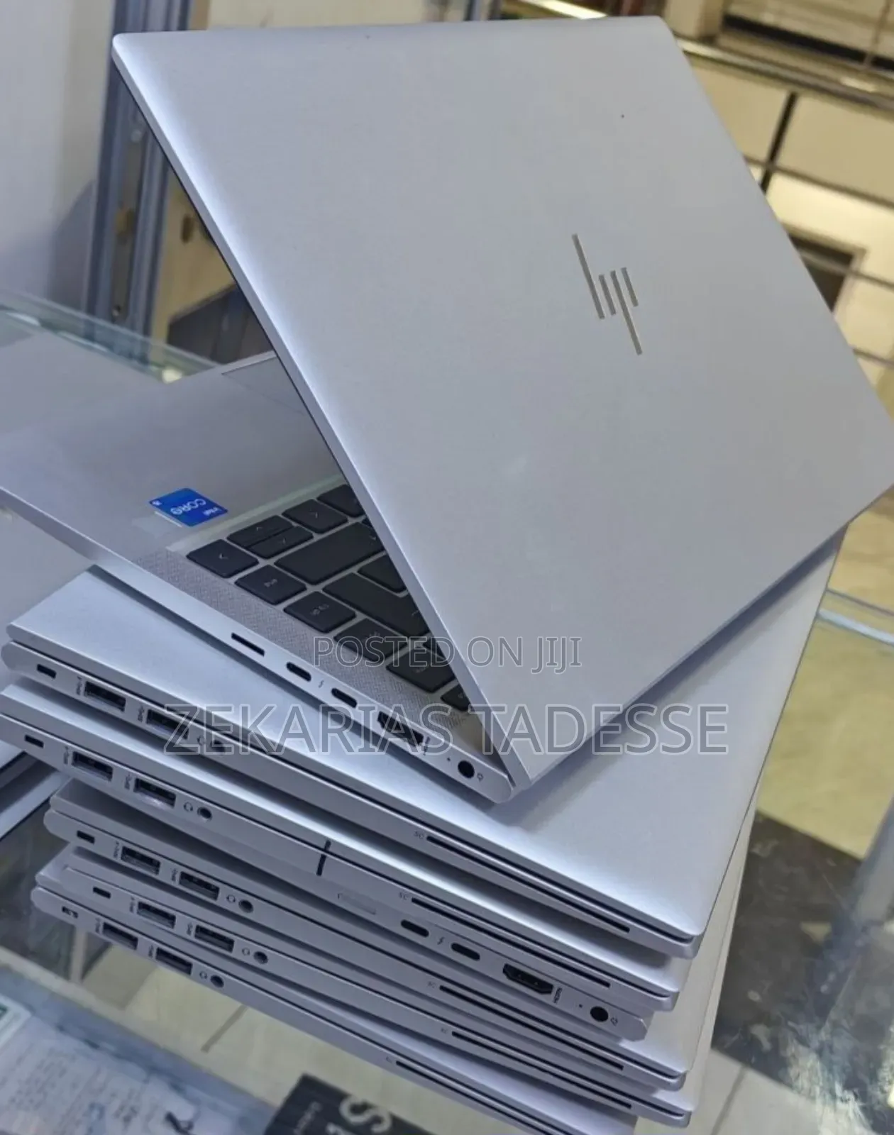 New Laptop HP EliteBook 830 G8 16GB Intel Core i5 SSD 512GB