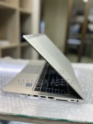 New Laptop HP EliteBook 830 G5 8GB Intel Core i5 SSD 512GB
