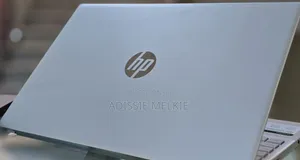 New Laptop HP Pavilion 15 8GB Intel Core i5 SSD 512GB