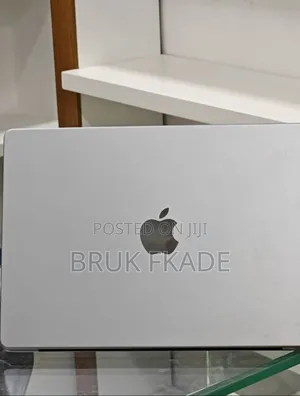 New Laptop Apple MacBook Pro 2023 M3 14-inch 8GB Apple M3 Pro SSD 512GB