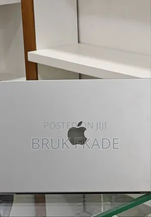 New Laptop Apple MacBook Pro 2023 M3 14-inch 8GB Apple M3 Pro SSD 512GB