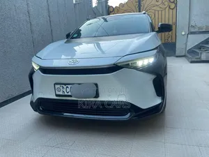 Toyota bZ4X 2023 White