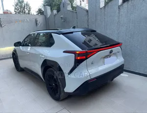 Toyota bZ4X 2023 White