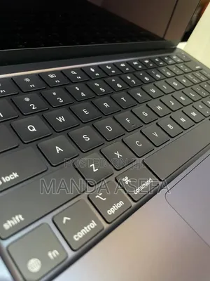 New Laptop Apple MacBook Air 16GB Apple M4 SSD 512GB