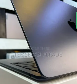 New Laptop Apple MacBook Air 2025 M4 13-inch 16GB Apple M4 SSD 512GB