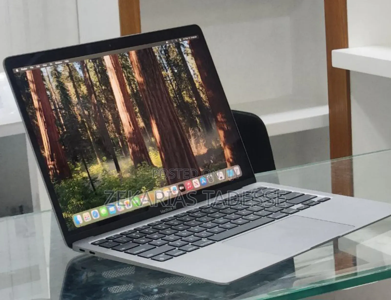 New Laptop Apple MacBook Air 2020 M1 16GB Apple M1 SSD 512GB