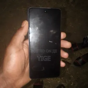 Infinix Smart 8 128 GB Black