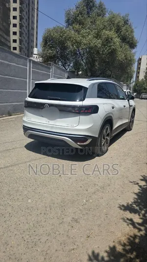 Volkswagen ID.6 2023 Ivory