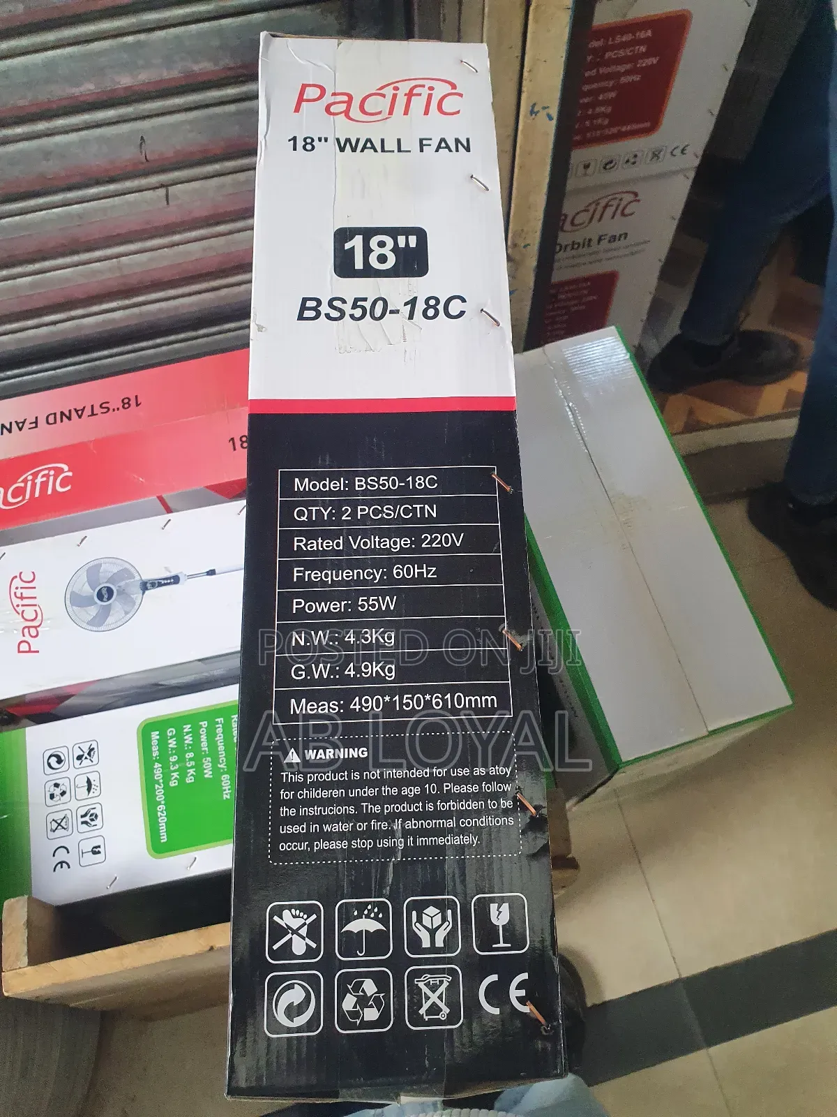 Brand New Pacific 18-inch Stand Floor Fan (Model Fs-50-18a)