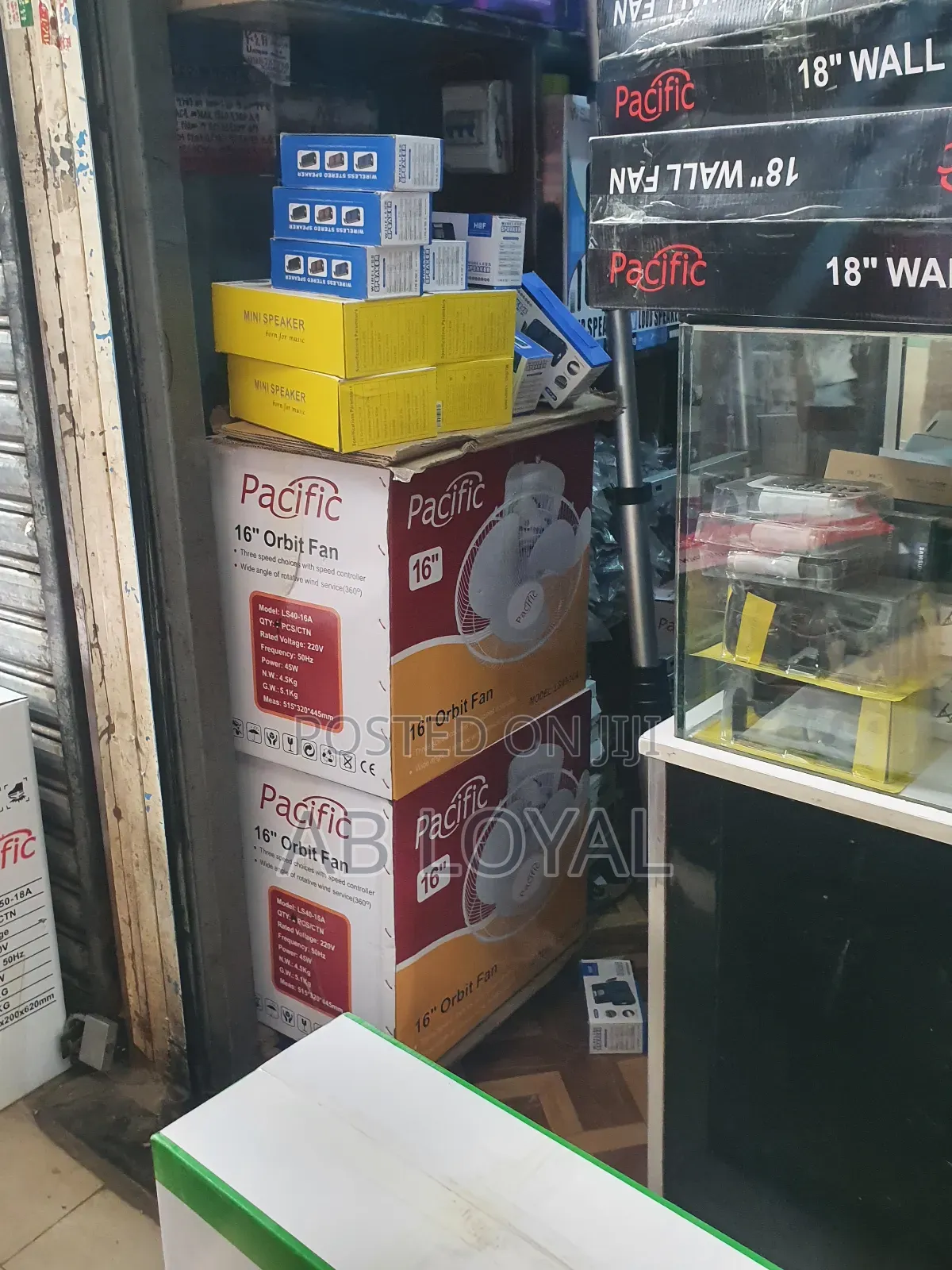 Brand New Pacific 16" Orbit Fan (Model: Ls40-16a)