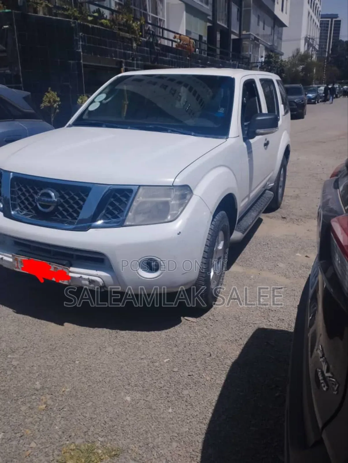 Nissan Pathfinder 2014 White