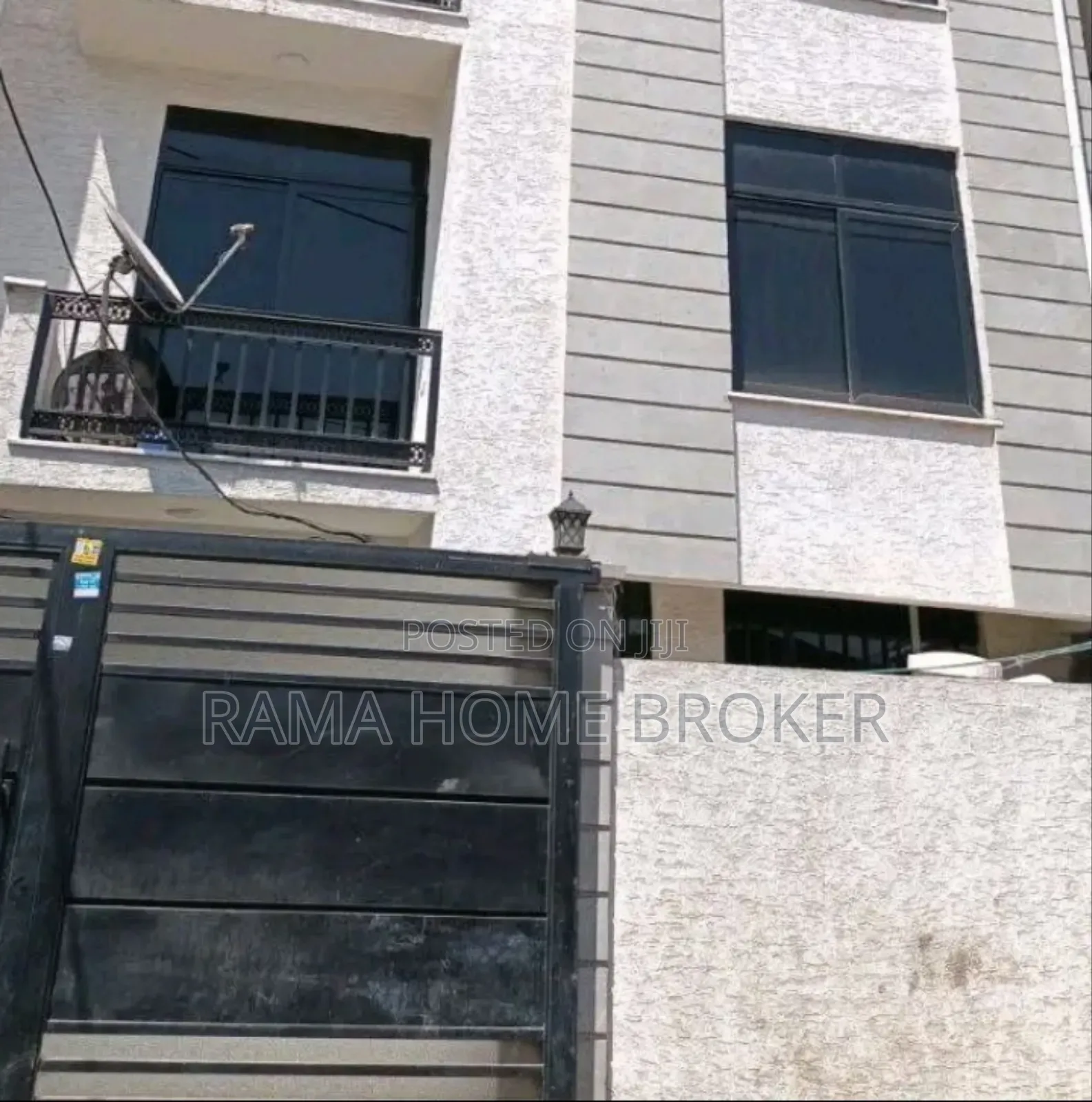 Furnished 5bdrm Apartment in አትክልት ተራ ቤቶች, Yeka for sale