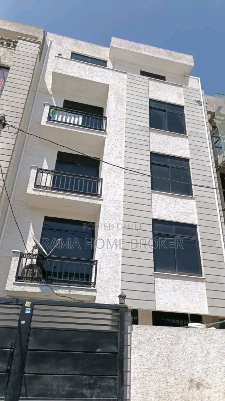 Furnished 5bdrm Apartment in አትክልት ተራ ቤቶች, Yeka for sale