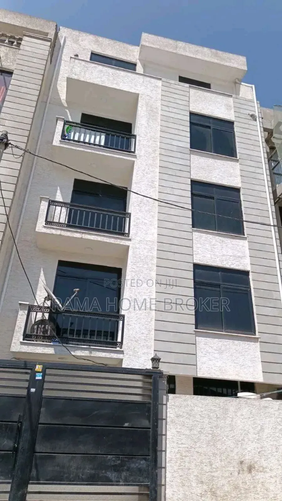 Furnished 5bdrm Apartment in አትክልት ተራ ቤቶች, Yeka for sale