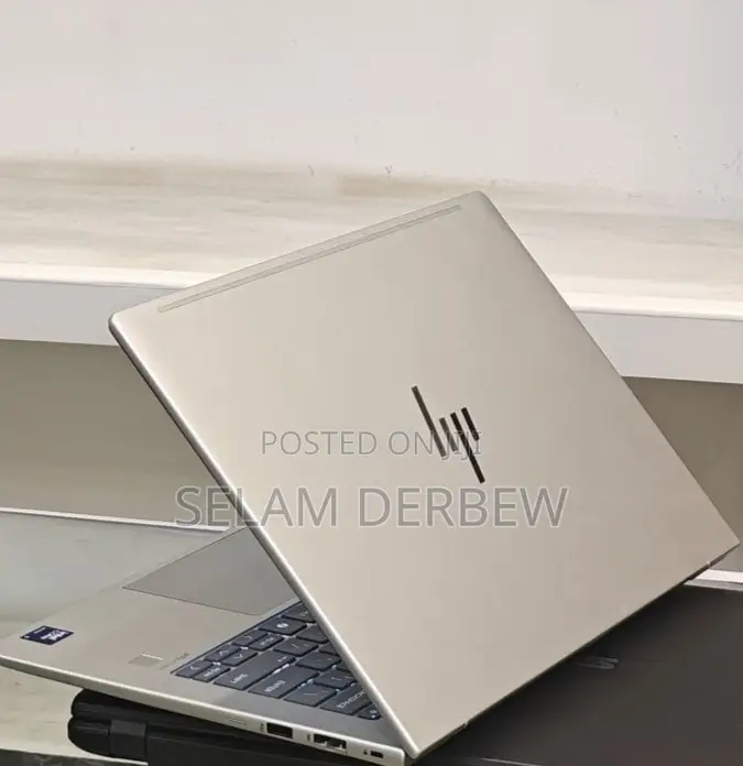 New Laptop HP EliteBook 640 G11 16GB Intel Core Ultra 5 SSD 512GB
