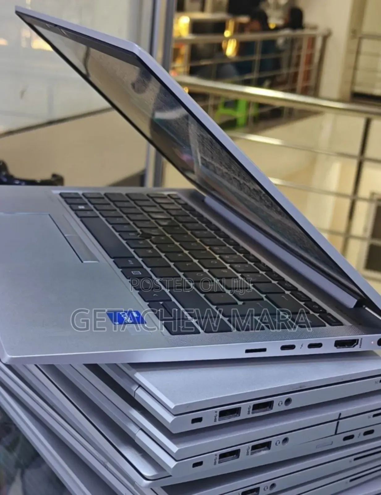 New Laptop HP EliteBook 830 G8 16GB Intel Core i5 SSD 512GB