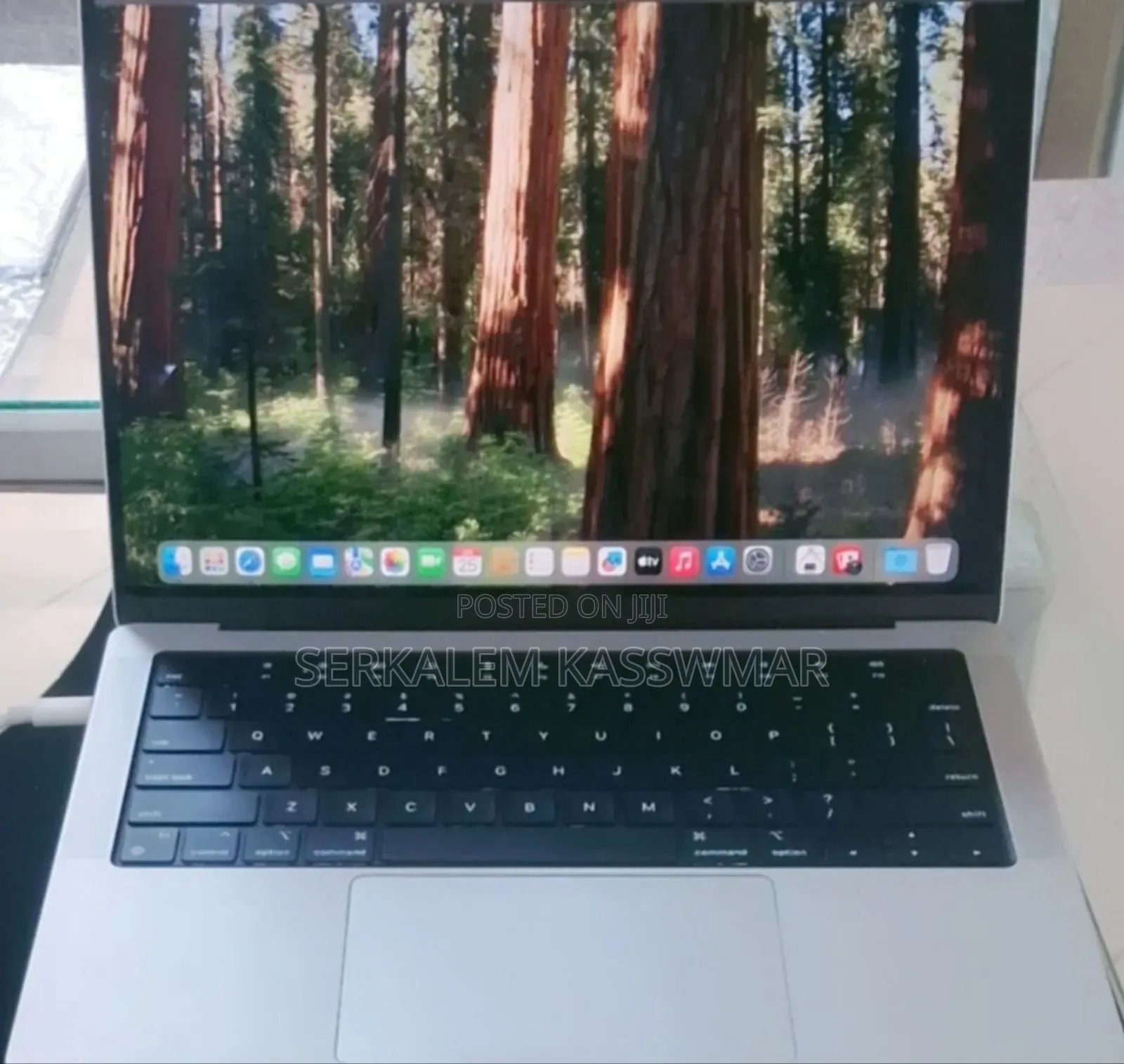 New Laptop Apple MacBook Pro M1 16GB Apple M1 SSD 512GB