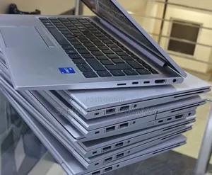 New Laptop HP EliteBook 830 G8 16GB Intel Core i5 SSD 512GB
