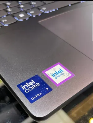 New Laptop Lenovo Yoga 7i 16GB Intel Core Ultra 7 SSD 1T