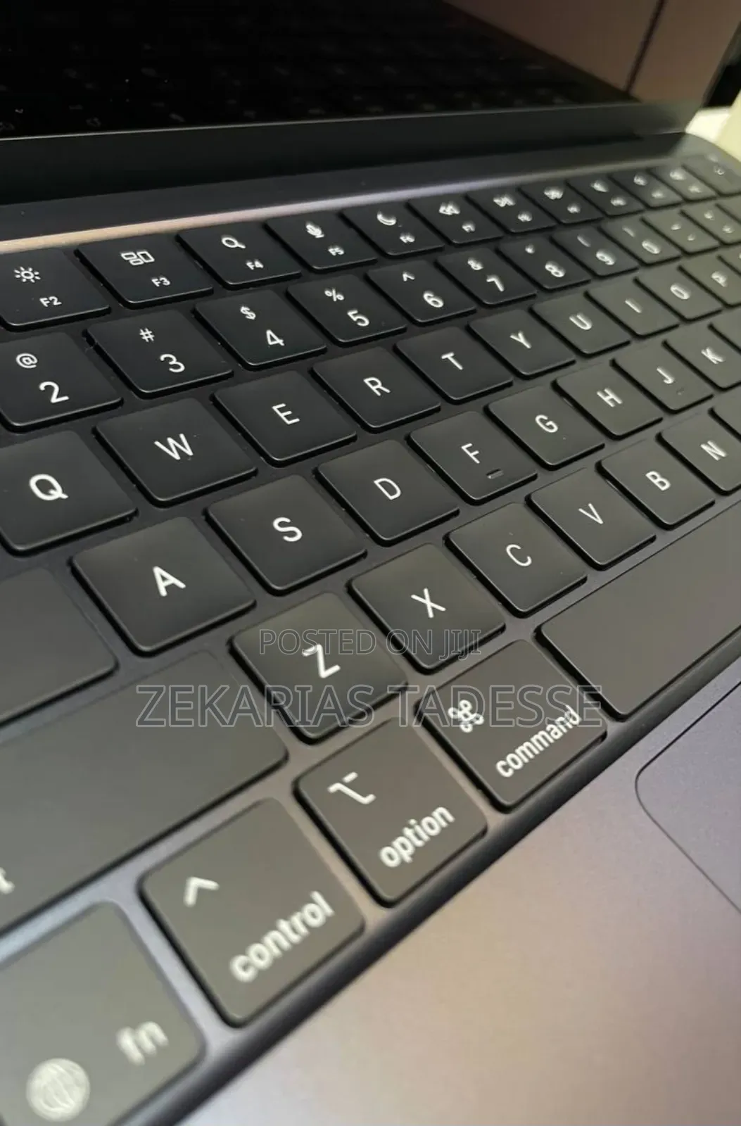 New Laptop Apple MacBook Air 2025 M4 13-inch 16GB Apple M4 SSD 512GB