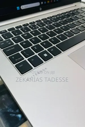 New Laptop HP EliteBook x360 1040 G9 16GB Intel Core i7 SSD 512GB