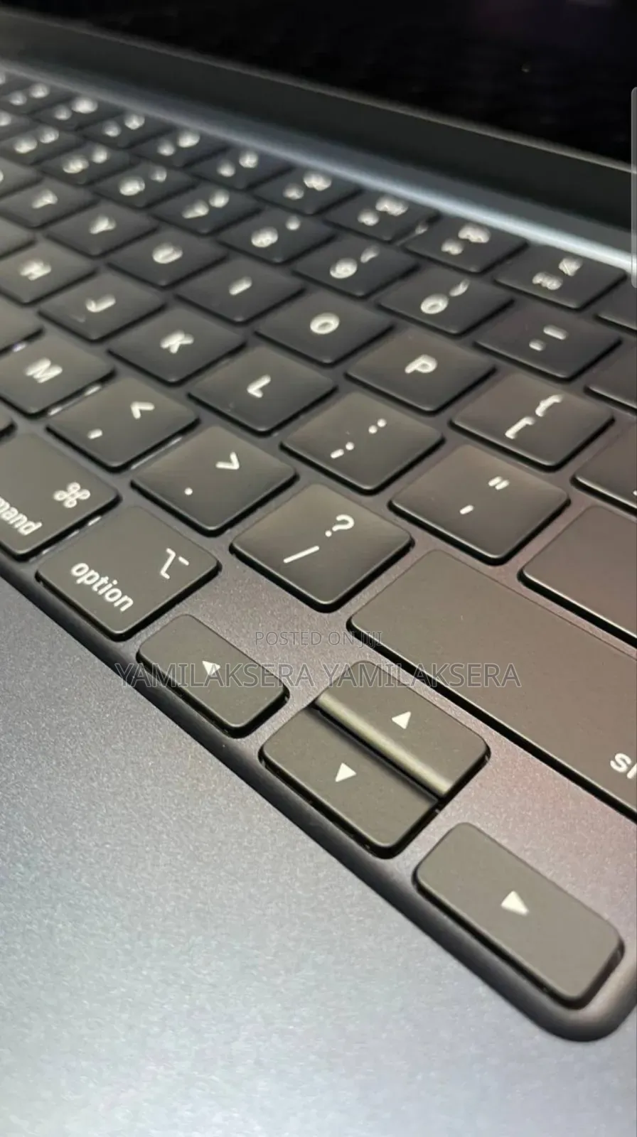 New Laptop Apple MacBook Air 2025 M4 13-inch 16GB Apple M3 SSD 512GB