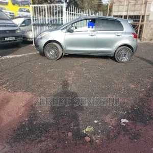 Toyota Yaris 2008 Silver