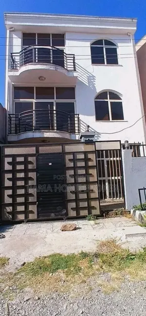 Furnished 5bdrm Apartment in አያት, Yeka for sale